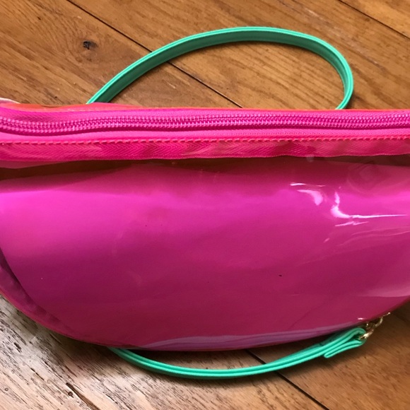🌺Betsey Johnson watermelon clear crossbody bag. - Picture 6 of 7